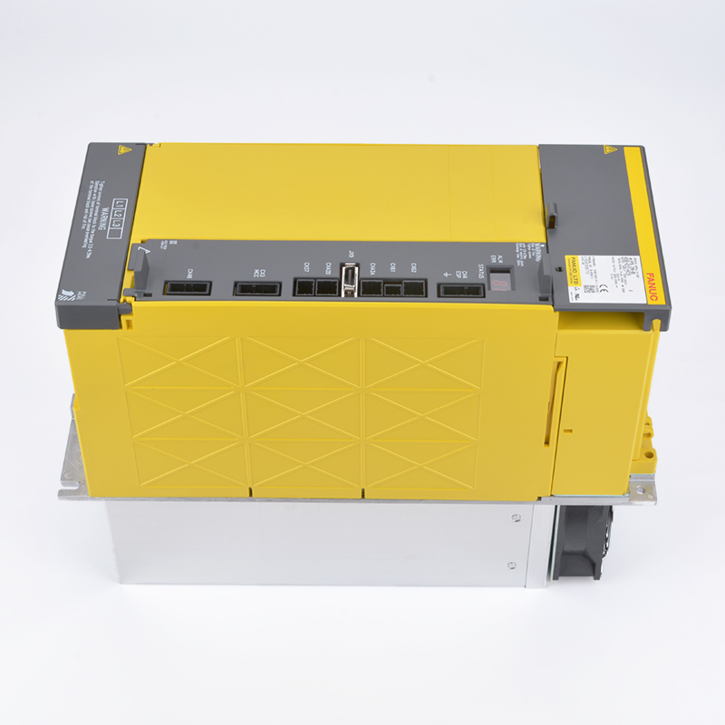 Fanuc drives A06B-6202-H030 Fanuc servo amplifier aiPS 30-B power supply